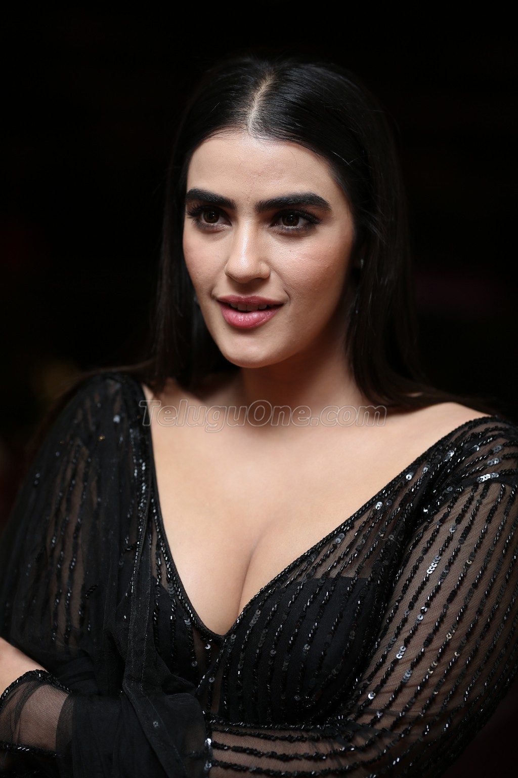 Kavya Thapar Latest Photos